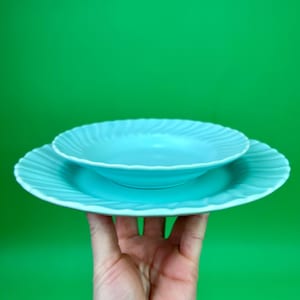 Vintage Franziskaner Ware Coronado Swirl Aqua Blue Dessert Schüssel und Teller - Frühling Pastel Geschirr 1940er / 50er Jahre Pastell Blue Robins Ei Blau Geschirr