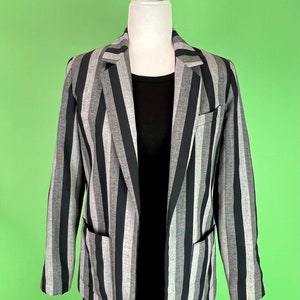 Vintage zwart-grijs gestreepte blazer - maat Small | Vintage donkere Academia jas jaren 70 mod blazer | Vintage zakenvrouw | Halloween-jas