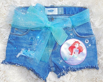 Ariel jeans shorts niñas disney shorts jean shorts con los pantalones cortos de mezclilla sirenita para bebé niña niño disney tema traje de cumpleaños