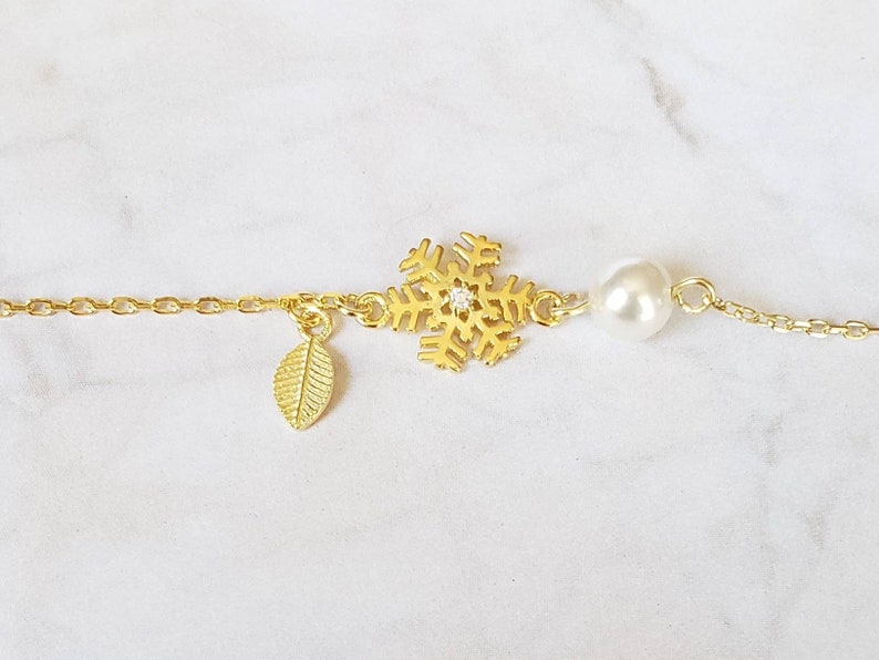 Custom Initial Snowflake Charm Bracelet Personalized Jewelry in Sterling Silver