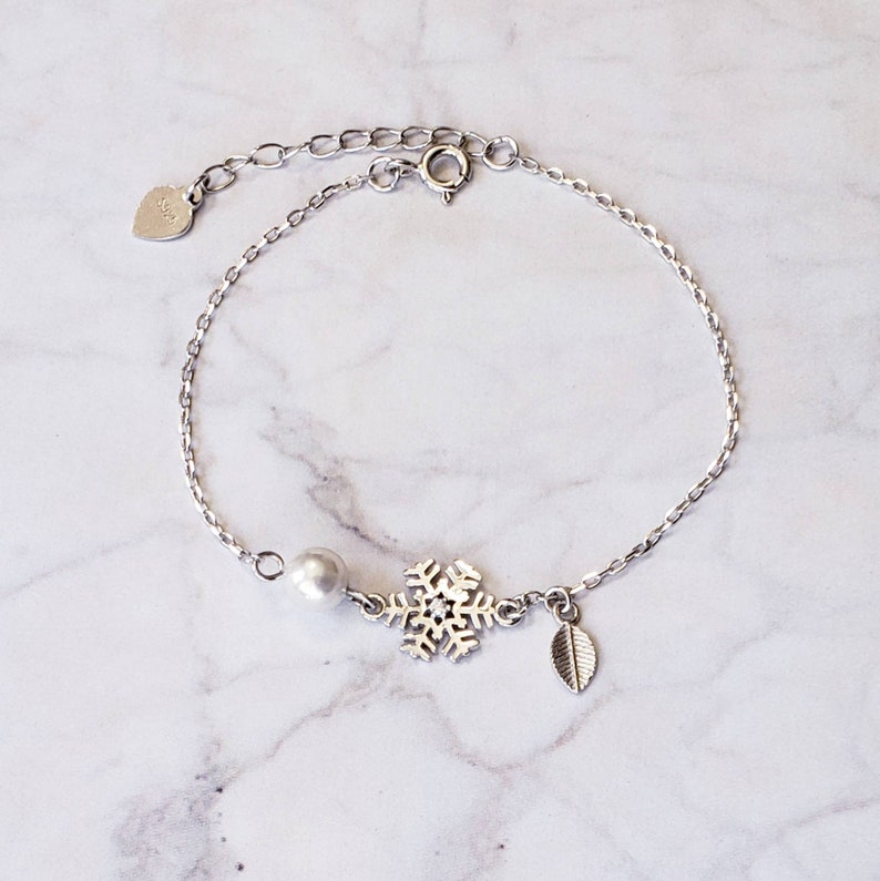 Custom Initial Snowflake Charm Bracelet Personalized Jewelry in Sterling Silver