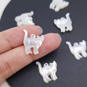 15×16 mm Mother Of Pearl Cat Charms, White MOP Cat Pendants, Carved Cute Cat beads, Shell Cat Beads, Cats Lover Jewelry, 2 pcs or more,YB704