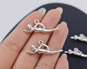 11 × 30 mm 30 Stück antike Silber Schwimmen Charms, Schwimmer Charms, Rettungsschwimmer Charms, Ich liebe Schwimmen Charms, Schwimmlehrer Geschenke, YB1121