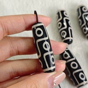 9 Eyes Dzi Beads , Large Tibetan DZI Agate Oval Beads, 14 × 40 mm , Tibetan Buddhist Amulet , Black and Beige Eye Agate , 2 or 6 pcs , YB406
