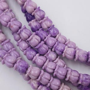 8x8.5 mm Variegated Purple Crown Flower Beads , Coral Powder Crown Flower Beads , Purple Hawaii Crown Flower Beads , 30 pcs or more , YB1250