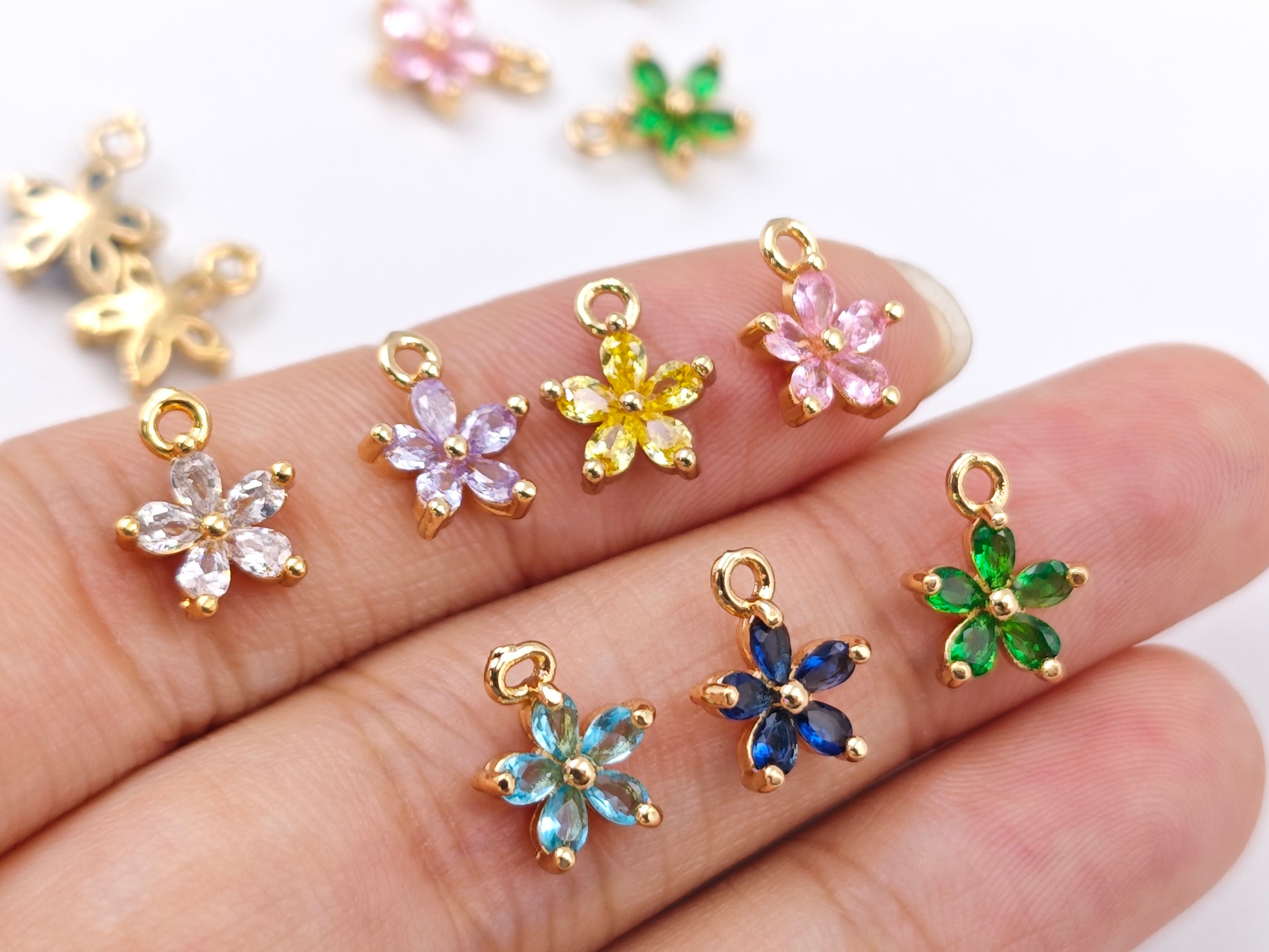 K18Flowerチャーム 8×10 Mm Gold Plated Bowl Flower Charms With Zircon, Colorful