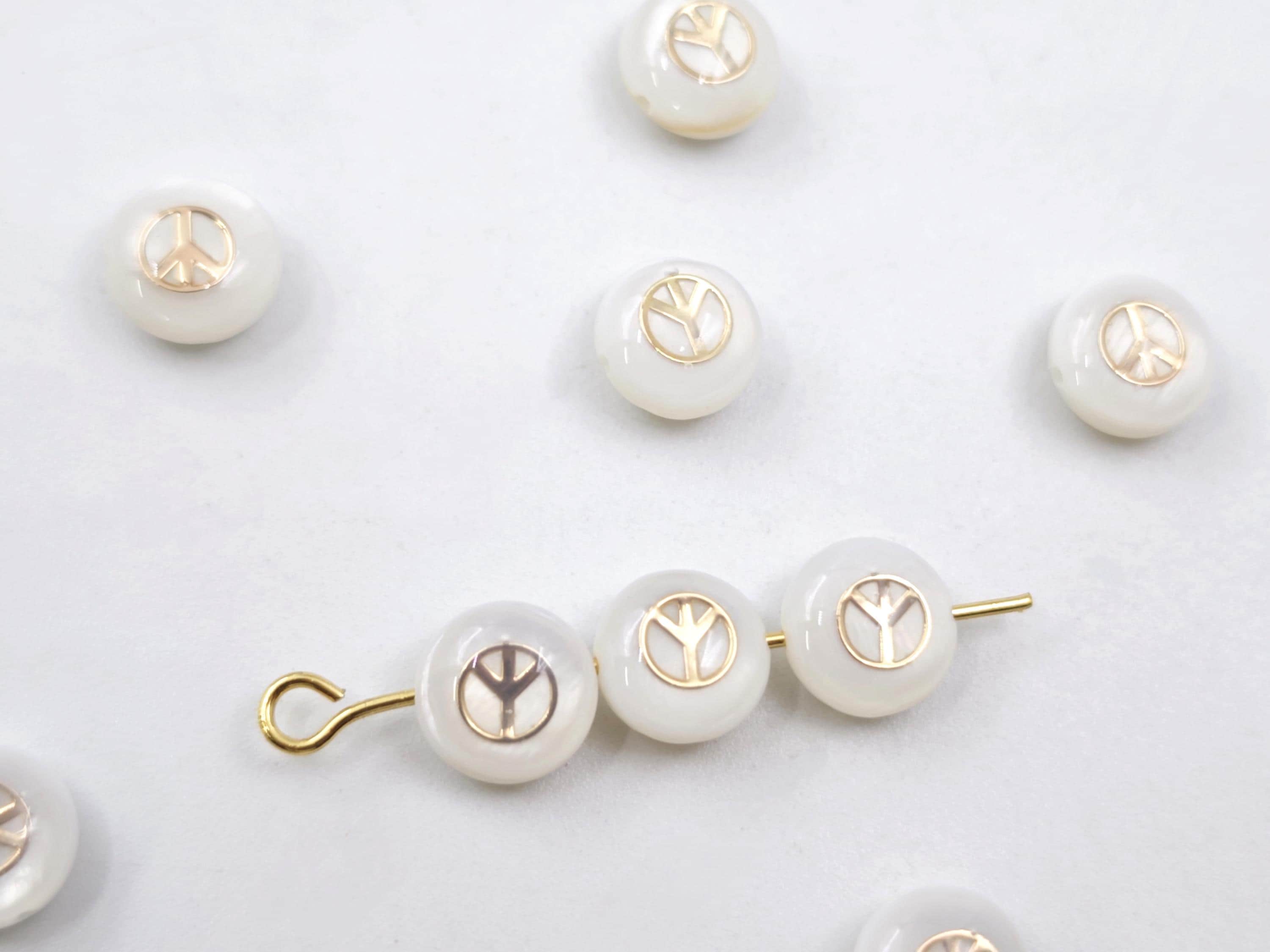 8 mm White & Gold Peace Sign Beads , Mother Of Pearl Peace Beads , Double Sided Puff Round Peace Sign Spacer Beads , 5 pcs or more , YB998
