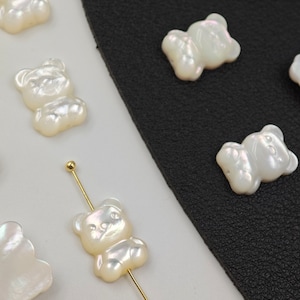 9×12 mm Mother Of Pearl Bear Beads ,MOP Bear Pendant, Natural White Carved Bear Beads,Bear Charm Beads, 2 pcs or more ,Jewelry Supplies,YB80