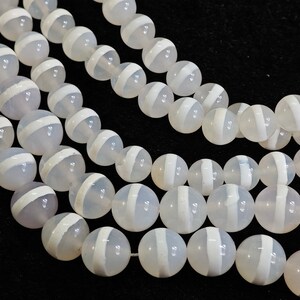 8mm 10mm White Striped Agate Beads, White Tibetan Dzi Beads, White Line Agate Beads,  Round  Gemstone, 15&#39;&#39; per strd , 1 strd or more,YB271