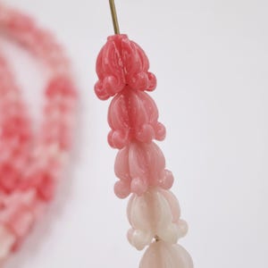 Variegated Pink Crown Flower Beads , 11×11.5 mm Hawaiian Crown Flower Beads , Resin Coral Crown Flower Beads , 20 pcs or more, YB1265