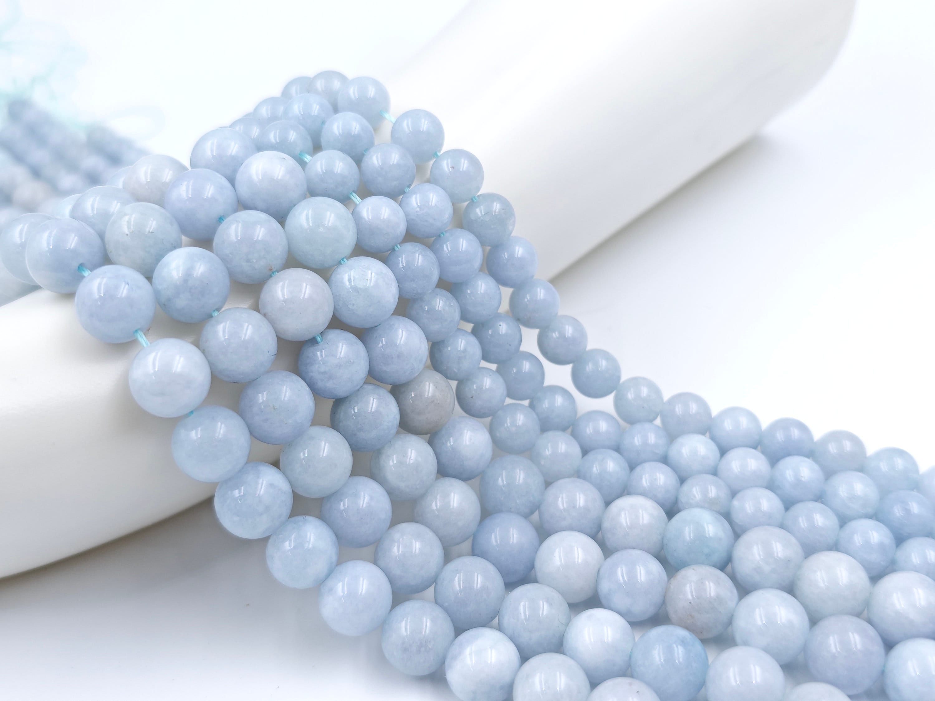 6 / 8 / 10 Mm Sky Blue Jade Smooth Round Beads , Light Blue Malay Jade ...
