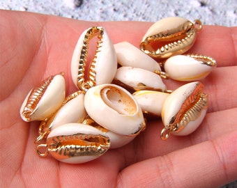 20/40pcs Natural Sea Shells Cowrie Shell Gold Plated Shell Pendants Seashell Charm  Nature Shell Charm Gold wrapped Shell Pendant Sea Urchin