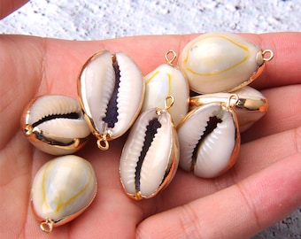 5/10/20pcs Conchas marinas naturales Cowrie Shell Gold Plated Shell Colgantes Seashell Charm Nature Shell Charm Gold envuelto Shell Pendant Sea