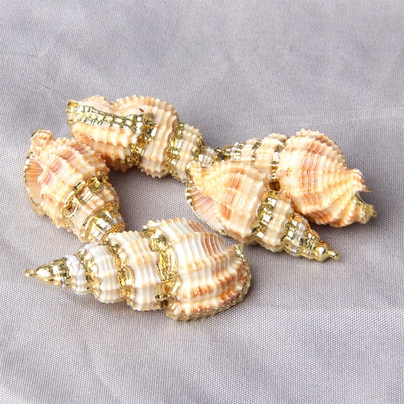 10pcs Natural Sea Shells Cowrie Shell Gold Color Edge Shell Pendant Seashell Charm Nature Shell Charm Gold Color Wrapped Shell Pendant GB688