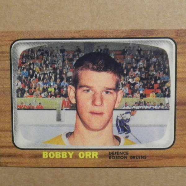 1966/67 Hockey #35 Bobby Orr [] Boston Bruins (RC) RP