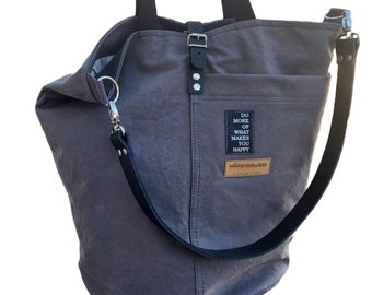 XL canvas bag with genuine leather strap