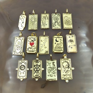 5pcs Wholesale Gold Pattern Pendant, Gold Medallion Square Charm, Christian Presents, Man, Lion Jewelry, Jewelry Finding T803
