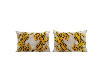 Para poszewek na poduszkę lędźwiową Tiger Ikat Velvet, poduszka jedwabna
