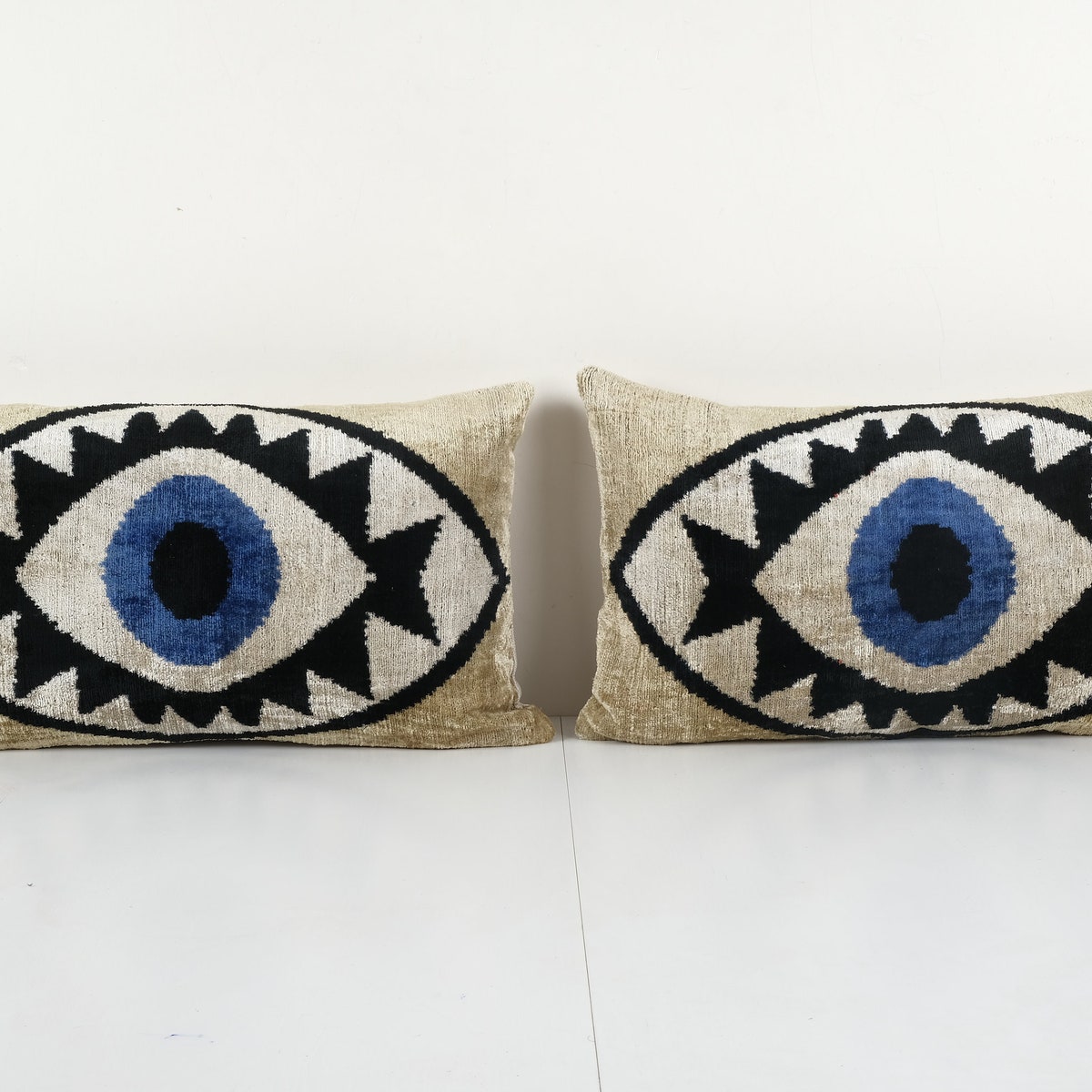 Set of Two Silk Ikat Eye Velvet Pillow Cover - Pair Handloom Beige and Blue Velvet Lumbar Pillow Cover - Uzbek Cushion Cover - Etsy