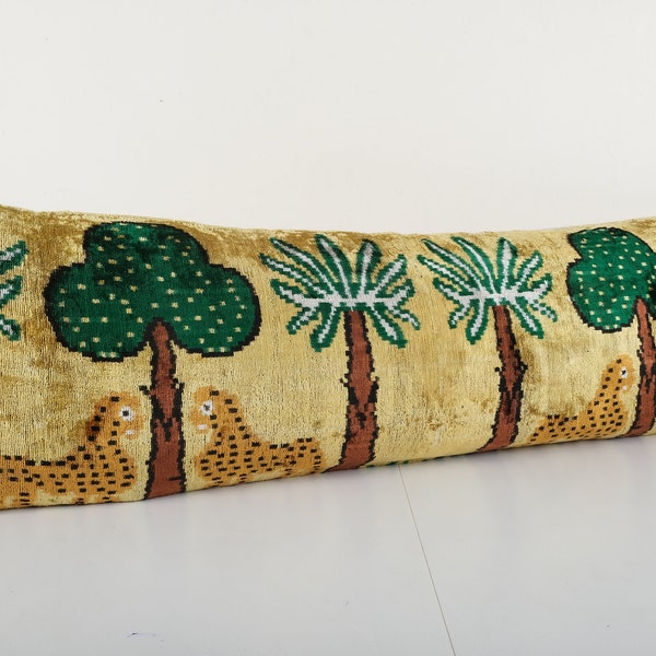 Tiger Design Gold Extra Long Ikat Velvet Pillow, Animal Printed Lumbale Kussens, Tree and Palm Design Beddengoed Kussen 14'' x 48''
