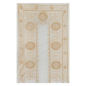 Vintage Pale Color Suzani from Samarkand, Uzbekistan Wall Hanging Decor 5&#39;1&#39;&#39; x 7&#39;7&#39;&#39;