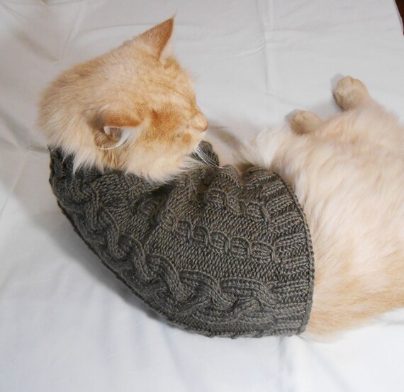 Gray Knit Cat Sweater Custom Semi Wool 