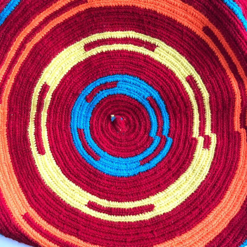 Gorgeous /& Authentic Handwoven WAYUU Mochila