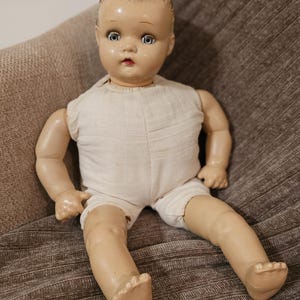 Boneca de bebê antiga RARA - Lottie