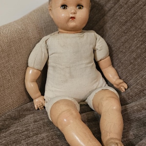 Boneca de bebê antiga RARA - Julie