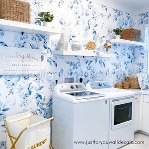 Fondo de pantalla de la lavandería, papel tapiz floral azul y blanco, papel tapiz de cáscara y palo, papel tapiz floral vintage, papel tapiz de flores azules 30-0030