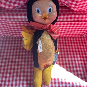 Vintage Gund Chicken Stuffed Rubber face Plush Toy