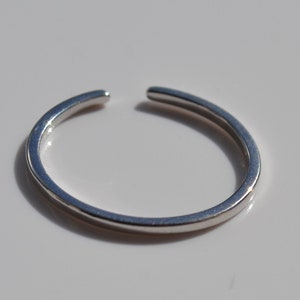 Sterling Silver 925 Plain 1mm Band Ring Size N Adjustable