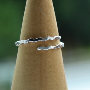 Sterling Silver 925 Wave Overlapping Ring Size N Adjustable - Geometric Ring