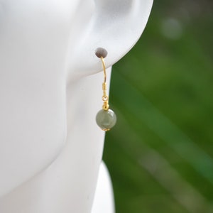 925 Sterling Silver Yellow Gold Plated Authentic 7mm Green Jade Hookwire Earrings, Natural Stone Earrings - Oriental Style Bild 9