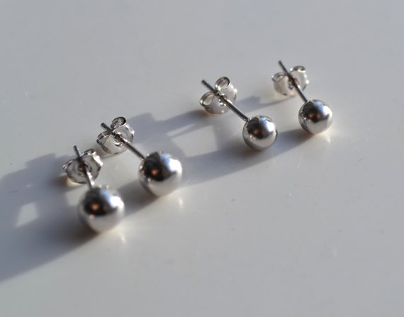 Genuine 9ct White Gold 375 Pairs of 4mm or 5mm Ball Studs Earrings  Piercing Earrings