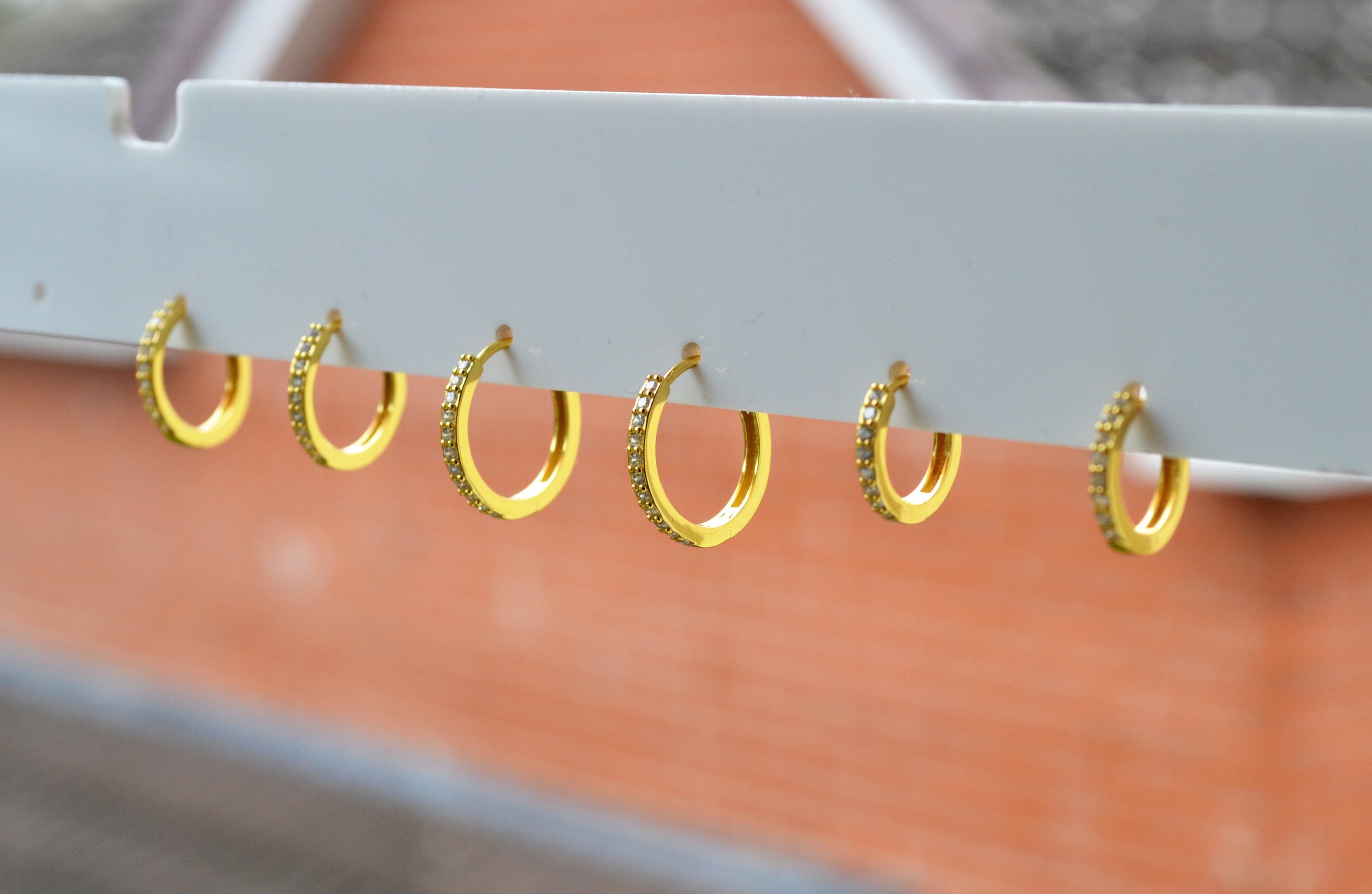 Orecchini A Cerchio In Oro 14k: Moissanite E Diamante CZ, 15 Mm - Italia - Foto 9