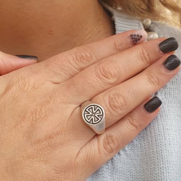 Silver CROSS Ring, Knights Kingdom Bohemian Rings,  Chevalier  Antique  ring, Gothic signet Minimalist Simple ring, Pinky Midi rock Rings