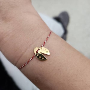 Marienkäfer Rote Schnur Armband, Bunt Rot Weiß März Armband, Marienkäfer Bettelarmband, Martis Armband, März Martisor Griechisch März Armband