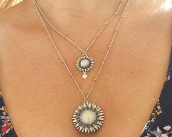 Silver Sunflower Necklace, Set Of two Necklaces, Sunflower Silver Charms, Natural Flower Necklaces, Set Silver Medallion, Double Necklace