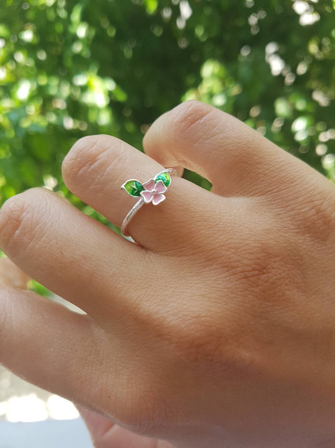 Spinningdaisy Silver Plated Double Leaf Adjustable Statement Ring | Gift Box Ready, Lead Free