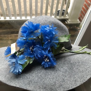 Gorgeous blue coneflower vintage silk millinery corsage flowers NOS