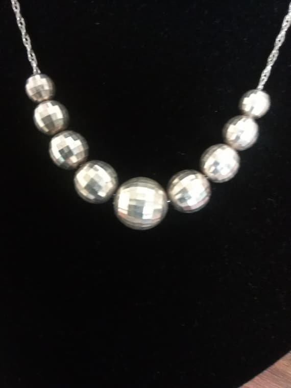 Gorgeous strobe effect sterling silver graduated … - image 1