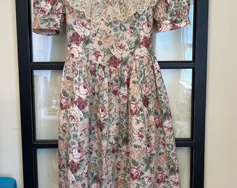 Gunne sax by Jessica McClintock Sz 12 drop waist roses dress