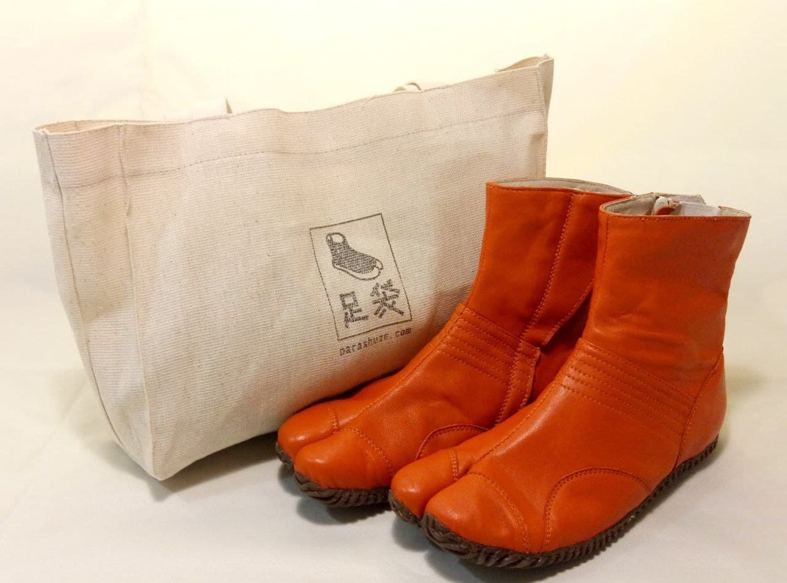 japanese split toe shoes
