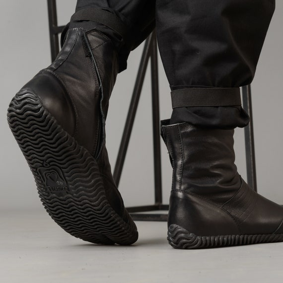 Premium Handmade Leather Tabi Shoes Split Toe Short Boots Minimalist Artisan Slippers Luxury Unique Footwear