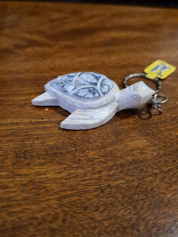 Hand Carved Wooden Turtle Keyring - Blue - image 3