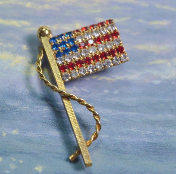 American Flag Rhinestone Pin Rhinestones and Faux… - image 1