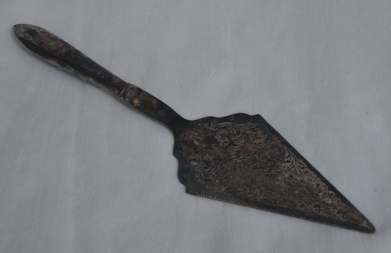 11-58 Long Needs Polishing Cleaning eb3315 Cake Server Vintage Leonard Silverplated Korea