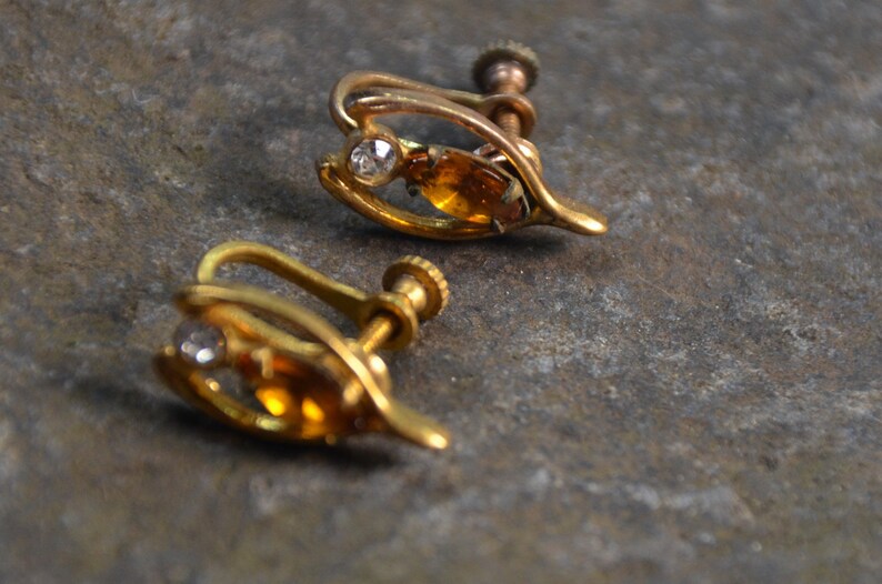 jb22-3 Wishbone Earrings Non-Pierced Screw Back Vintage Earrings Faceted Amber /& Clear Rhinestones