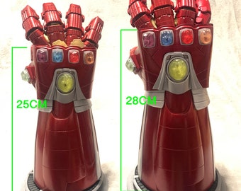 The Infinity Gauntlet from Avengers: Endgame Has Been Turned Into a Gadget  Charger That Costs $7660 - TechEBlog